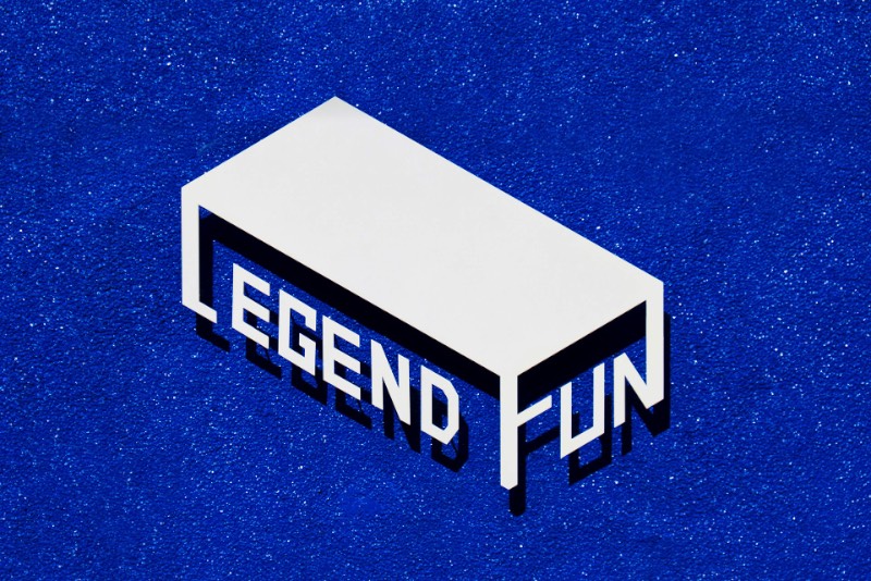 É em Taipei, em Taiwan, que você vai encontrar a loja de board games conhecida como Legend Fun. Essa loja é especializada em jogos de tabuleiro e vem com uma variedade de jogos fora do comum em diferentes níveis de desafio e voltados para todos os tipos de pessoa. Foi para eles que a designer Stella Shih trabalhou para criar uma identidade visual que refletisse tudo isso. 