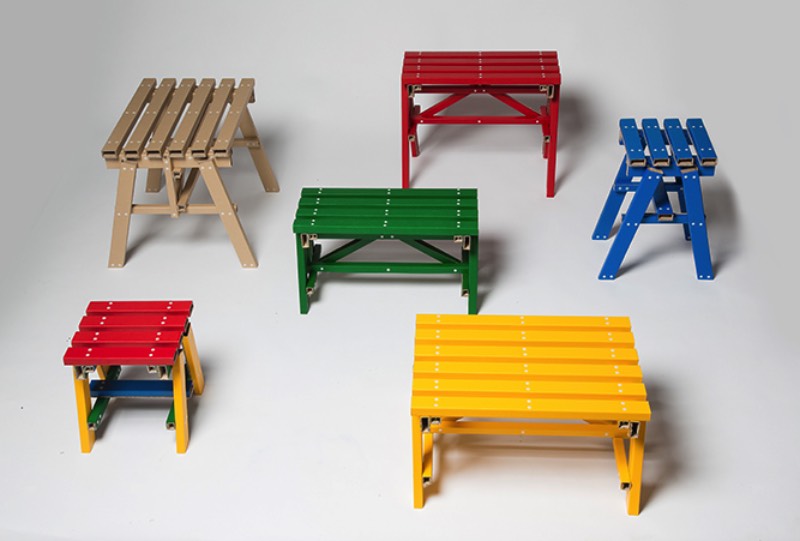 O estúdio de design sul-coreano PESI criou uma mesa de papelão que mais parece feita de madeira. Essa mesa recebeu o nome de Lumber Table e ela foi criada para desenvolver os potenciais não explorados do papelão como parte dos móveis das casas das pessoas. 