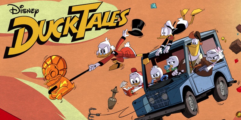 Para essa versão de 2017 de Ducktales, a Disney colocou Felicia Barton para cantar a música tema, composta por Mark C. Mueller, produzida por Michal Smith e composta por Dominic Lewis. Mas, o que mais me chamou a atenção em tudo que eu vi de Ducktales 2017 é como o traço da animação mudou completamente. Inspirado pelo estilo clássico de Carl Banks, a turma de Tio Patinhas, Pato Donald e seus sobrinhos e todos os outros tem um visual renovado e que parece muito mais moderno. Não sei você mas eu estou bem curioso para ver o primeiro episódio dessa clássica série de animação que marcou muito minha infância.