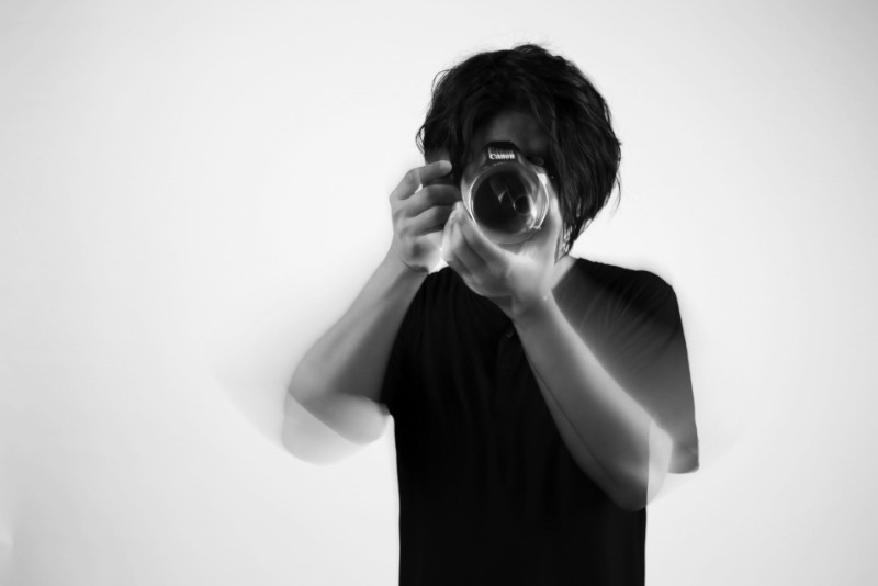 Para Yen-An Chen, a fotografia de hoje em dia se tornou parecida demais e as pessoas não estão mais curiosas com aquilo que elas enxergam. Para ele, o mundo enxerga as fotografias como retratando a realidade, sem pensar muito além do que elas estão vendo. 