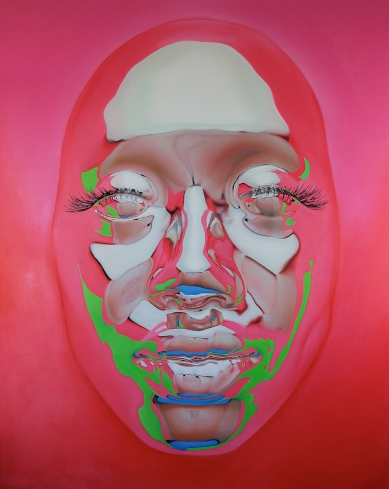 A arte de Kip Omolade é extremamente pessoal e a forma com a qual ele usa de cores nas suas peças é relacionada ao seu passado, quando fazia graffiti pelas ruas de Nova Iorque. O visual de ficção científica remete a seu interesse em revistas em quadrinhos e a época em que trabalhou como estagiário na Marvel Comics. Ou seja, tudo que você pode ver na sua arte, reflete um pouco de quem ele é. 