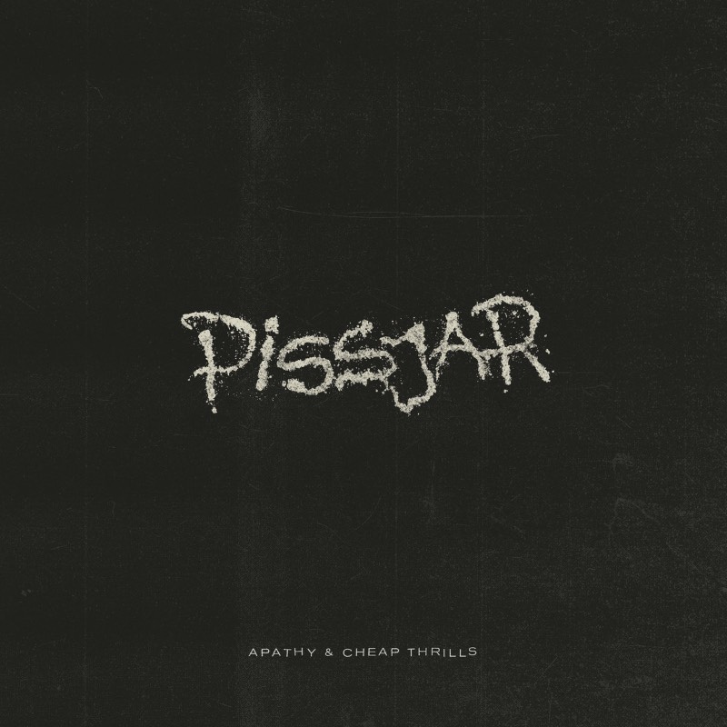 Pissjar Sans é um projeto que começou de forma tímida mas que acabou se tornando algo muito maior. Da capa de um disco, o projeto foi sendo desenvolvido para algo mais completo, e terminou com a criação de um alfabeto completo que foi criado com as contribuições de todas as pessoas da banda Pissjar.