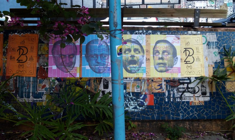 Inimigo Público é uma série de cartazes lambe-lambe criada pelo Vertentes Coletivo como uma série de posters de protesto e, também, de memória. Afinal, 2018 é um ano eleitoral e esse pode ser um dos anos mais desafiadores quando se trata de política no Brasil. 