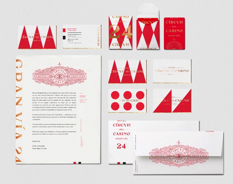 Fiquei surpreso com o uso de formas geométricas que o pessoal da Noho Comunicacion acabou utilizando para a criação da identidade visual do Hotel Circulo del Casino Gran Vía, na capital espanhola. O trabalho de branding que você pode ver aqui foi criado de forma modular, com padrões visuais que lembram alguns elementos do mundo de jogos e de casinos.
