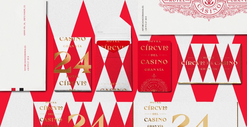 Fiquei surpreso com o uso de formas geométricas que o pessoal da Noho Comunicacion acabou utilizando para a criação da identidade visual do Hotel Circulo del Casino Gran Vía, na capital espanhola. O trabalho de branding que você pode ver aqui foi criado de forma modular, com padrões visuais que lembram alguns elementos do mundo de jogos e de casinos. 