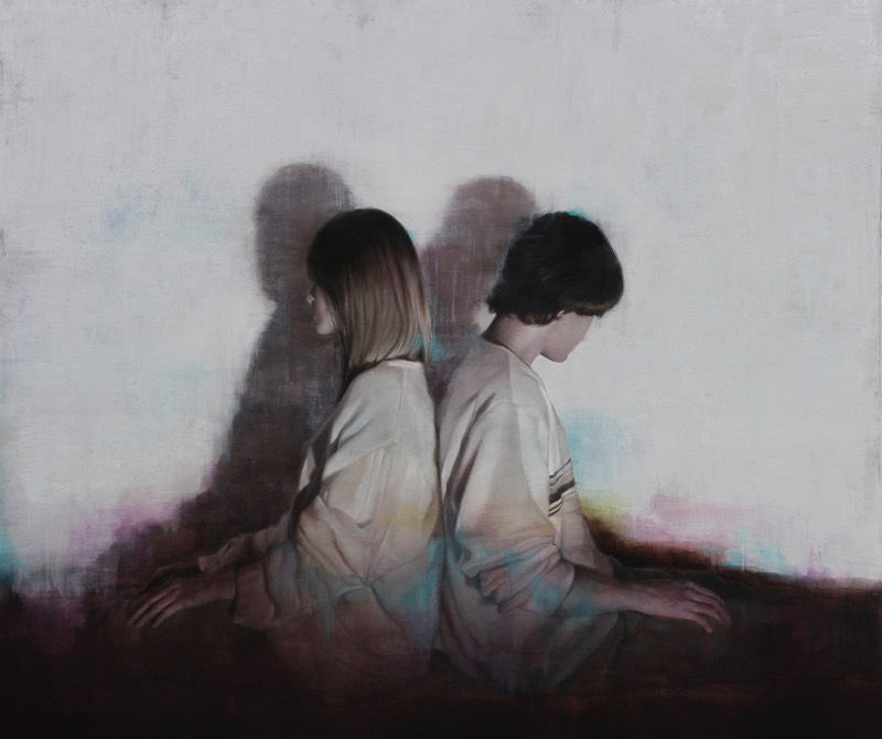 As pinturas de Johan Barrios mostram pessoas que parecem estar sumindo na frente dos nossos olhos. Parece que sua arte captura a essência transiente da natureza da vida através de pinturas de momentos específicos que acontecem na rotina de todos.