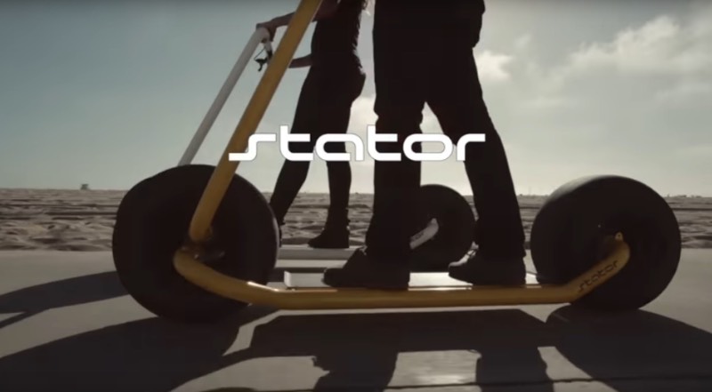 Inspirado pela sua paixão pela engenharia e a beleza do design, Nathan Allen criou a Stator, uma scooter elétrica com um visual mais do que fenomenal. E a inspiração por trás desse novo veículo bem do passado de Nathan que andava de skate e é um ciclista desde sua infância. Foi pensando nisso que ele resolveu criar um veículo que misturasse todas suas paixões e as vantagens de cada método de transporte.