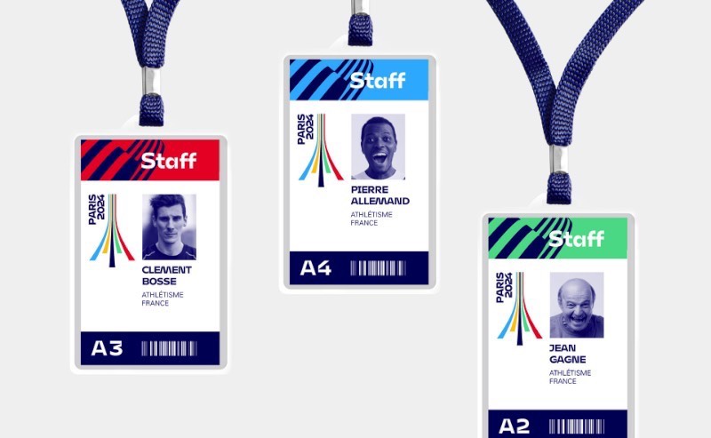 Já tem alguns meses que o pessoal da Graphéine estudou o que precisava ser feito para criar uma identidade visual para as Olimpíadas de Paris em 2024. Porém, esse projeto já chegou a eles repleto de problemas. Afinal, o prazo era de apenas três semanas e as condições e a falta de compensação financeira deixavam tudo meio complicado. Porém, não é todo dia que você pode trabalhar com o logo de uma Olimpíada então eles começaram a trabalhar.