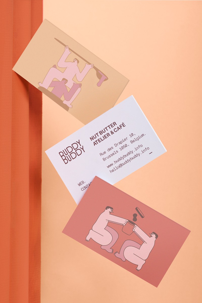 By Futura escolheu uma paleta de cores amigável e atraente para usar na identidade visual da Buddy Buddy, usando de tons neutros que contrastam com manchas de cores. Cores essas que são organizadas em um sistema gráfico criado para diferenciar os tipos de produtos. Além disso, ainda foram selecionadas cores ocres e alguns acabamentos dourados com a intenção de passar uma essência mais premium. 