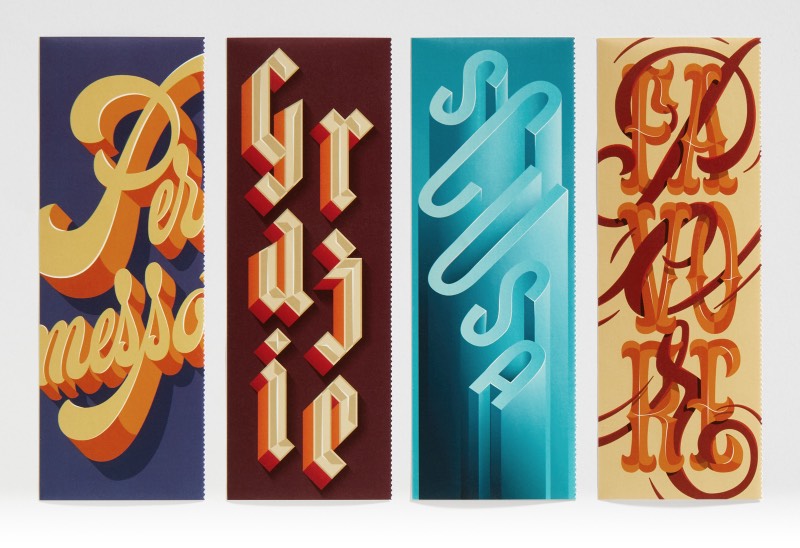 Gostei muito de ver como que Davide Pagliardini mistura lettering, ilustração e design gráfico em seu portfólio. Sempre de forma muito criativa e, algumas vezes, me surpreendendo com o uso de materiais diferentes. O primeiro trabalho dele que me capturou a atenção foram os selos que ele desenvolveu para San Marino, uma série que recebeu o nome de Parole Educate e vem com quatro palavras feitas através de um lettering bem interessante.