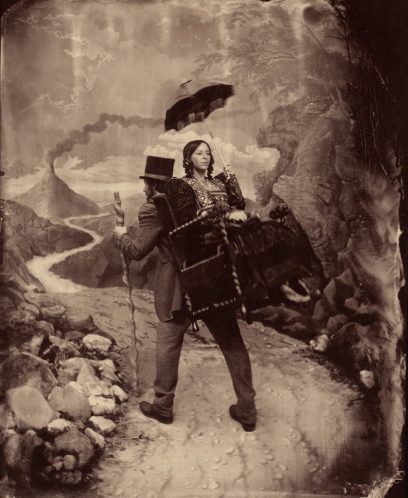 Essa exposição recebeu o nome de Predicting the Past: Zohar Studios, The Lost Years que pode ser traduzida livremente como Prevendo o passado: Os anos perdidos do Zohar Studios. Lá, você pode ver cerca de 30 fotografias diferente, grandes instalações, um armário de curiosidades e um livro que conta toda a história do Zohar Studios. 