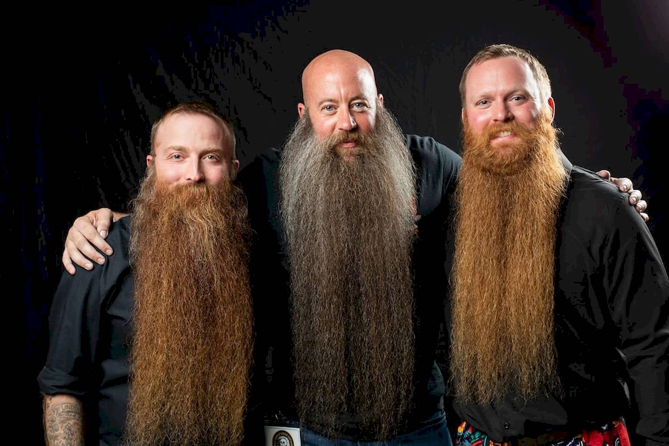 O Honest Amish National Beard and Moustache Championships é uma reunião dos entusiastas de pelos faciais mais robustos e elegantes dos dias de hoje e aconteceu recentemente na ensolarada Daytona Beach, na Flórida. O evento apresentou uma variedade de barbas e bigodes impressionantes, com competidores de todos os Estados Unidos competindo por cobiçados títulos.