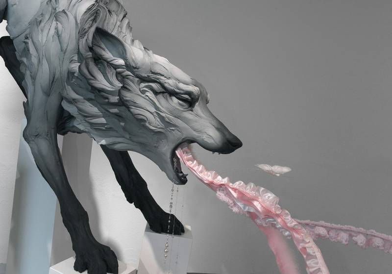 Beth Cavener é uma escultora que se aprofunda nas profundezas da psicologia humana. Ela não faz isso através de retratos, ela faz através das formas poderosas e expressivas dos animais.