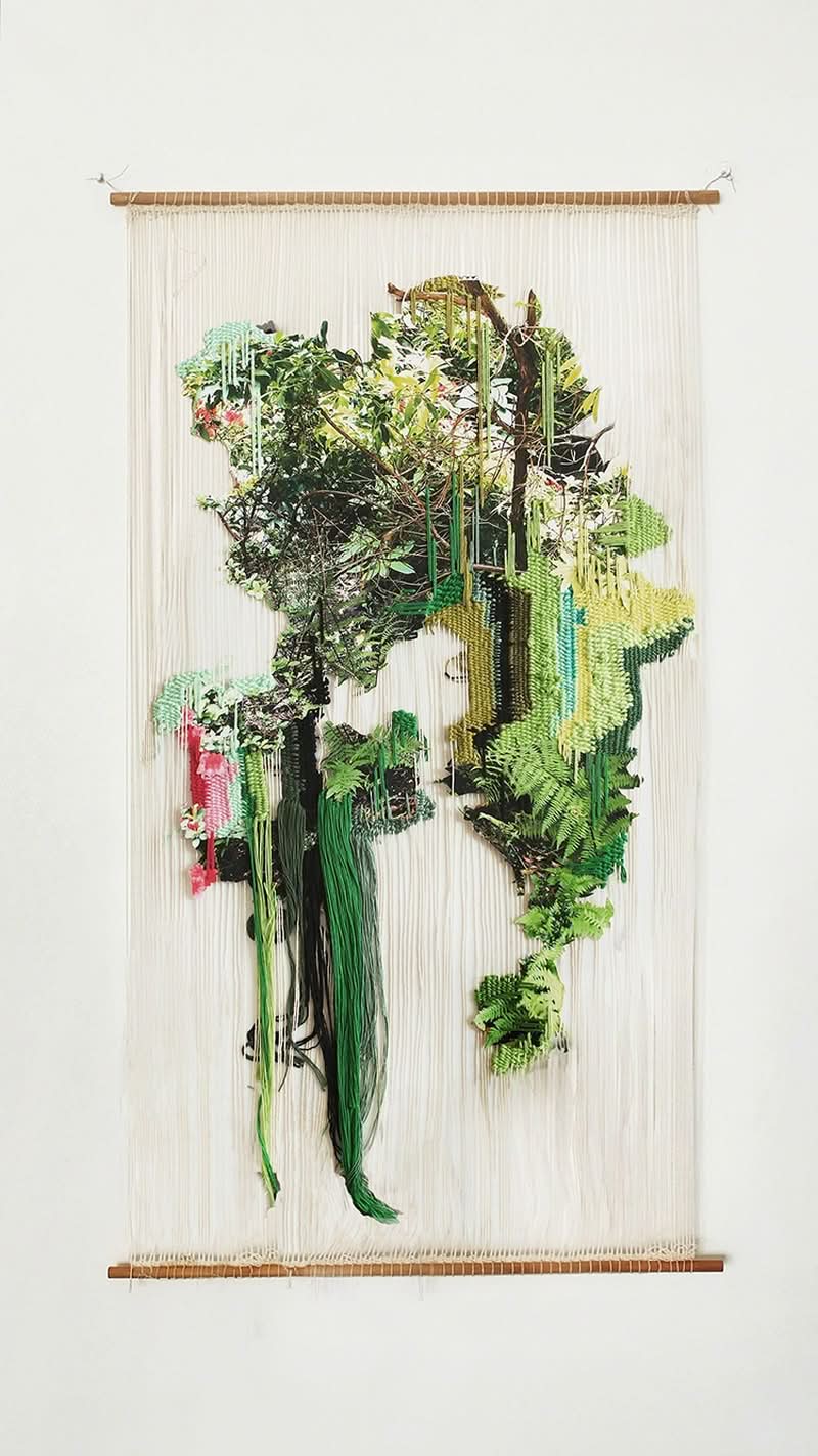 O bordado e a tecelagem, as quais são formas de arte antigas, estão chamando a atenção novamente nos últimos anos. Artistas de tecido de vários lugares do mundo estão criando novas formas de mostrar essa arte antiga. Entre os que comandam essa iniciativa está a artista têxtil peruana Ana Teresa Barboza e é sobre ela que vou falar por aqui.