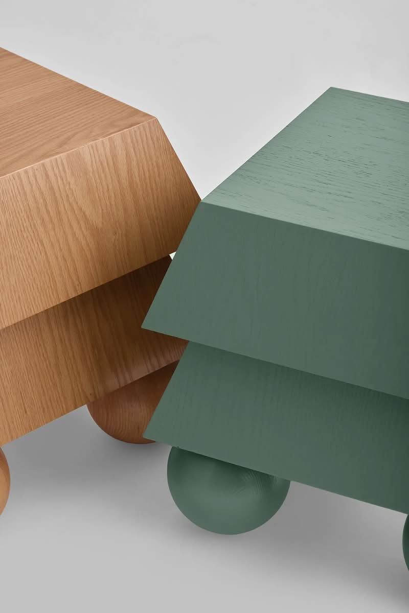 Em um mundo que muitas vezes parece cinza e sério demais, o estúdio de design Joyful Objects, Yes!, com sede na Cidade do México, é uma explosão de cor mais do que bem-vinda. Fundado em 2021 pela designer industrial Joy Valdez, natural de Mérida, em Yucatán, o estúdio tem como missão injetar uma certa diversão de volta aos nossos espaços de convivência.