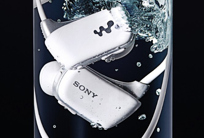 Depois de lançar o novo mp3 player da série Walkman, a Sony precisava de uma forma diferente de vender o NWZ-W27. O mp3 player compacto e totalmente a prova d'água precisava de uma forma diferente de ser vendida. Foi ai que o pessoal da agência neozelandesa Draftfcb entrou para criar a embalagem abaixo.
