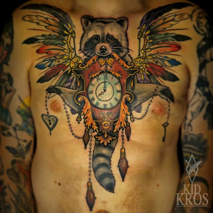 Kid-Kros é um tatuador croata com um portfolio de tatuagens bem único em estilo e cores. Sua atenção para detalhes é fora do comum e o seu estilo de ilustrações está entre meus favoritos. Dêem uma olhada nas imagens abaixo e pronto.
