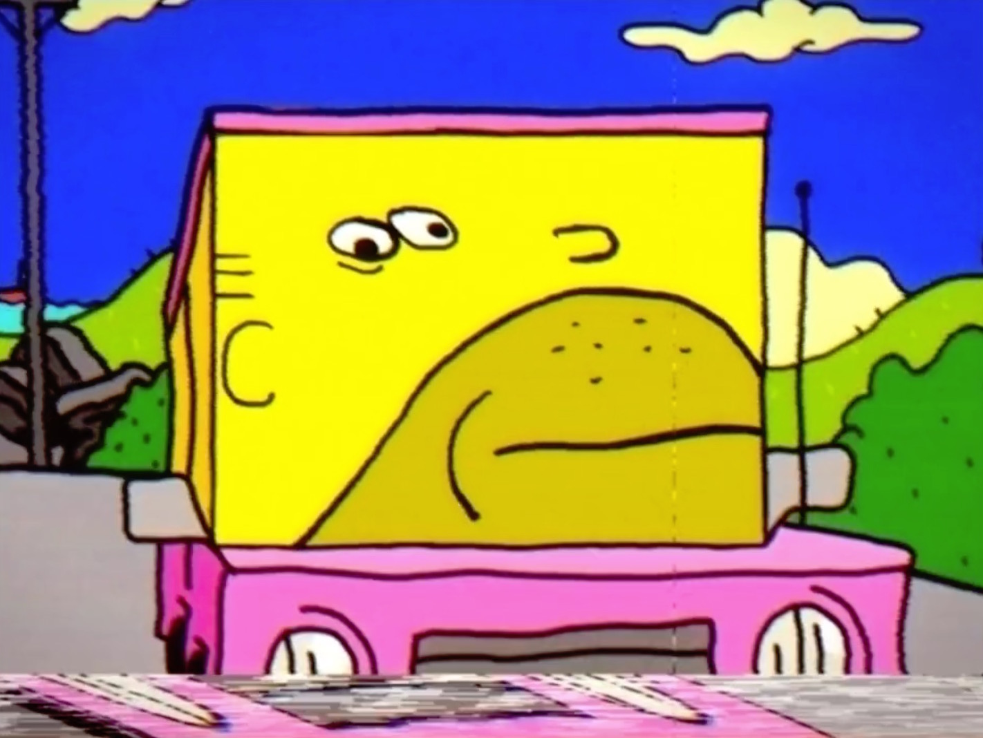 Sim, a gente ama os Simpsons mesmo não tendo assistido o desenho animado tem um belo tempo. Mas, o que Yoann Hervo é algo especial. Especial de um jeito complicado de explicar. Afinal, a abertura dos Simpsons dirigida por Yoann Hervo mostra um desenho animado distópico e totalmente bizarro. Aqui os rostos dos personagens são diferentes, distorcidos como as transições de cenas e pneus em chamas pelas ruas mostram que algo errado aconteceu.