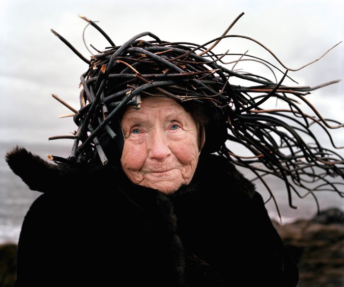 Eyes as Big as Plates é o nome de uma série fotográfica criada por Karoline Hjorth e Riitta Ikonen onde o foco das suas câmeras se volta para marinheiros, fazendeiros aposentados e pessoas de idade que moram na Noruega. A ideia começou com um trabalho relacionado ao folclore nórdico e acabou se tornando um estudo visual voltado para a forma com a qual nós lidamos com a natureza.