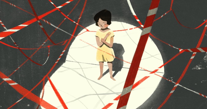 As ilustrações de Jun Cen tem um visual minimalista, como se ele não quisesse complicar demais a estética de seu trabalho. Acredito que ele possa estar criando uma forma de se expressar com alguns limites, como se a arte que ele criasse seguisse as mesmas regras do design. E o ilustrador faz isso utilizando de uma paleta de cores reduzida e de perspectivas peculiares. Algumas vezes ele também inclui alguns espaços muito bem arquitetados e uma série de pessoas com fantasias, como se esses elementos fossem cooperar na construção das histórias que suas imagens contam.