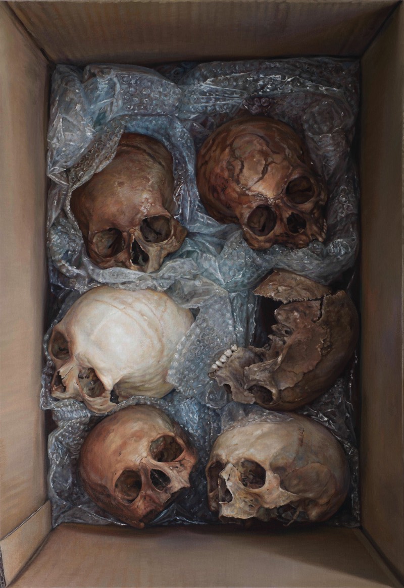 É fácil conectar as pinturas de Cindy Wright com a era de ouro da Arte na Bélgica e na Holanda. Afinal, além de compartilhar a mesma origem geográfica, a artista usa de temas similares aos de Vermeer, van Eyck, Rubens e parece renovar o interesse na natureza morta.