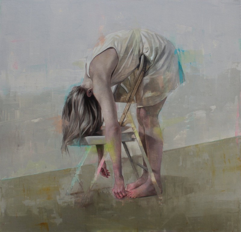 As pinturas de Johan Barrios mostram pessoas que parecem estar sumindo na frente dos nossos olhos. Parece que sua arte captura a essência transiente da natureza da vida através de pinturas de momentos específicos que acontecem na rotina de todos.