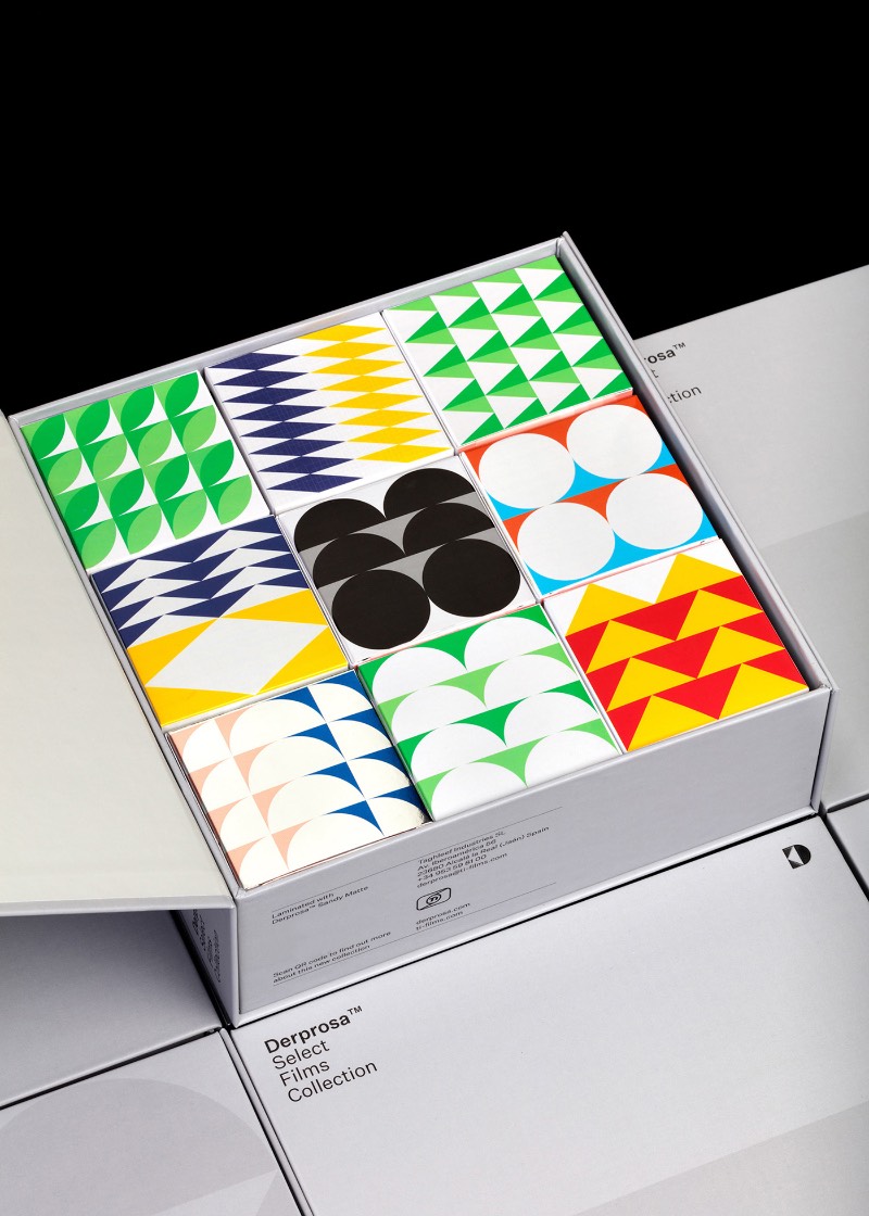 Foi em 2018 que a Derprosa celebrou seus 30 anos produzindo filmes laminados para as artes gráficas. Durante essas três décadas, eles assumiram um compromisso com o desenvolvimento de novos materiais e essa inovação acabou criando uma certa revolução no setor. Com todos esses fatores em mente, a Derprosa entrou em contato com o pessoal da Plácida para renovar seu branding. 