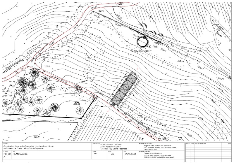 A Richard Rogers Drawing Gallery é uma construção retangular de 120m², completamente opaca, a galeria foi projetada dessa forma para concentrar o olho do visitante para as obras que serão expostas por lá. 