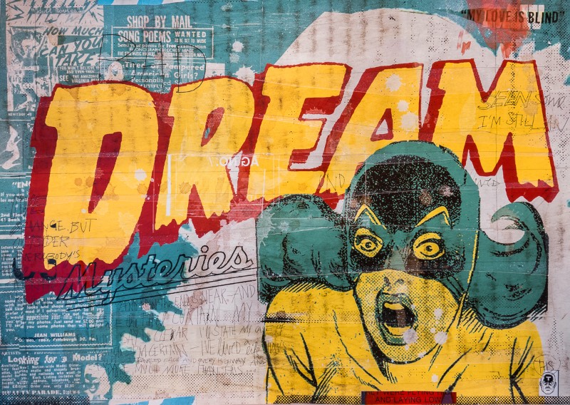 Há mais de vinte anos, Thomas Schostok trabalha na fronteira do design gráfico e da arte. Também conhecido como {ths}, ele trabalha de seu estúdio em Essen, na Alemanha, criando imagens poderosas, com um visual sujo e que capturaram a atenção de muitos pelo mundo afora.