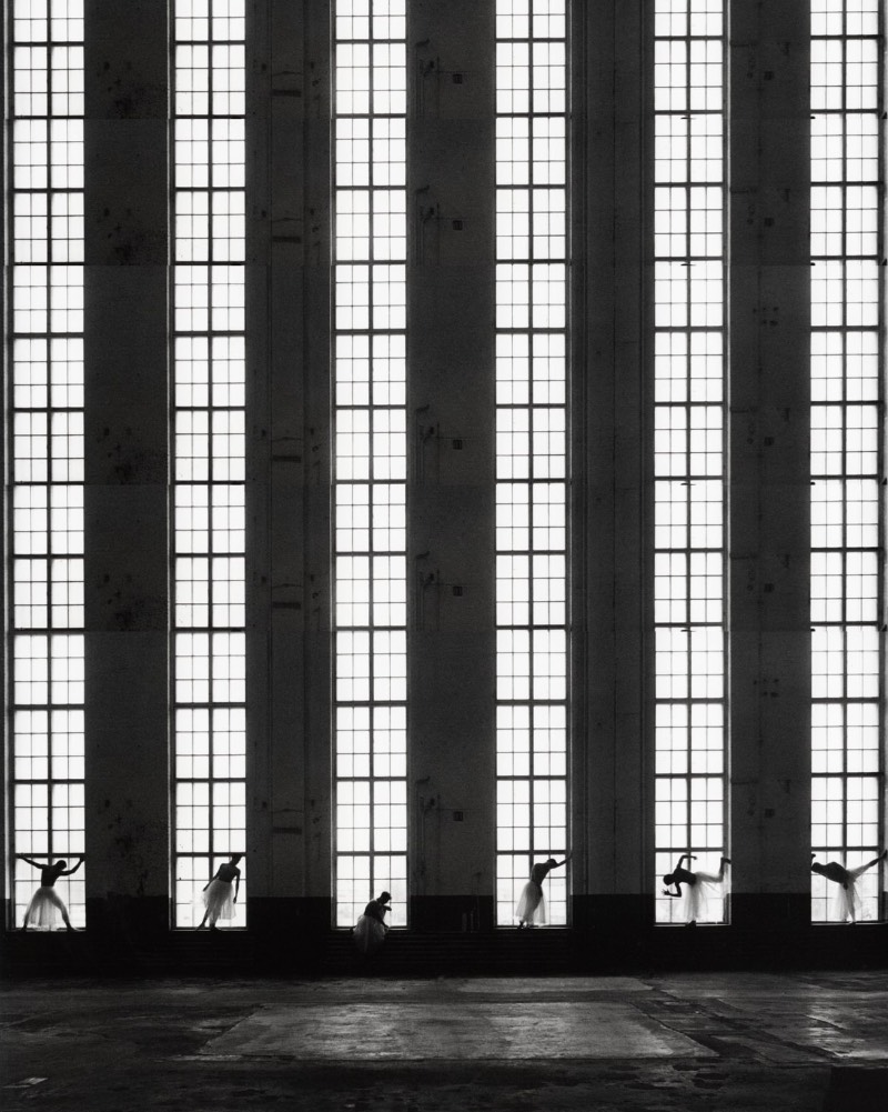 A Cable Factory é o maior centro cultural da Finlândia. Lá você encontra mais de 300 inquilinos diferentes, de museus e galerias a músicos e artistas, passando pelo mundo da dança e das artes marciais.